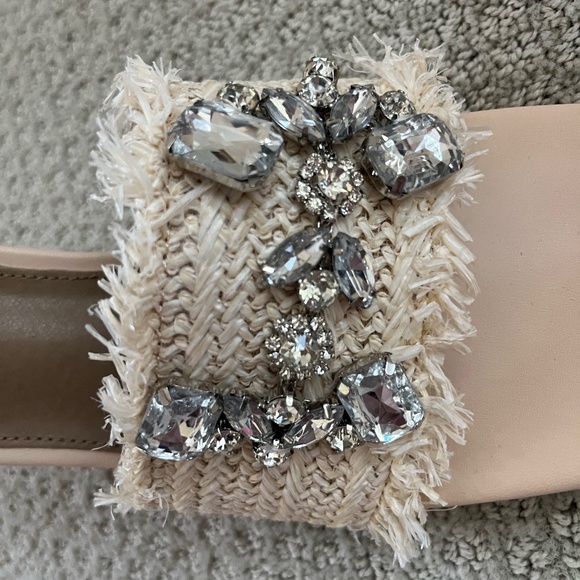 Lemonade Nude Heels | Size 8.5 - Picture 4 of 5